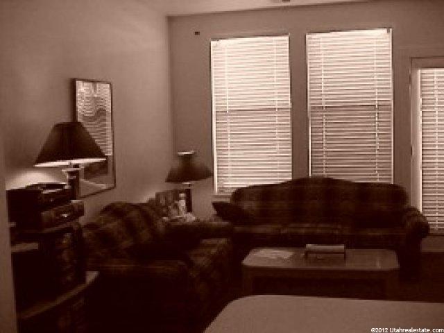 8361 Meadowview Ct, Park City, UT 84098 — photo 2
