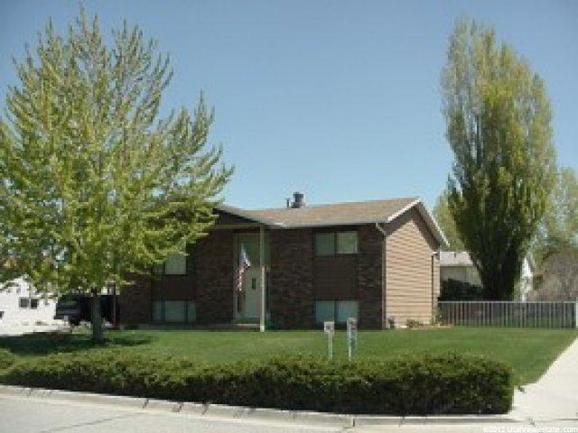 1074 N 600 W, Clinton, UT 84015 — photo 8