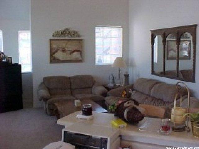 906 Courtyard Ln, Centerville, UT 84014 — photo 4