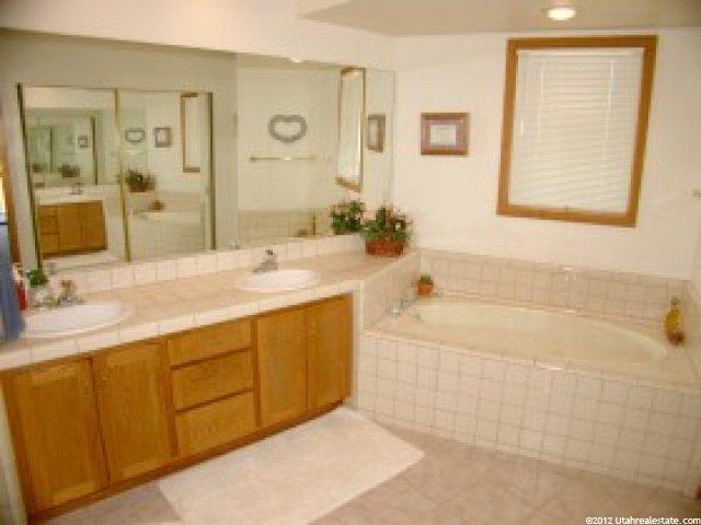 3285 Ruskin Ct, Sandy, UT 84092 — photo 6