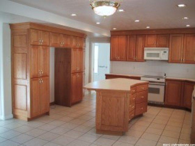 873 Ridgeline Cir, Centerville, UT 84014 — photo 3