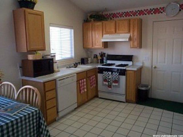 378 Spring Haven Ct, Kaysville, UT 84037 — photo 3
