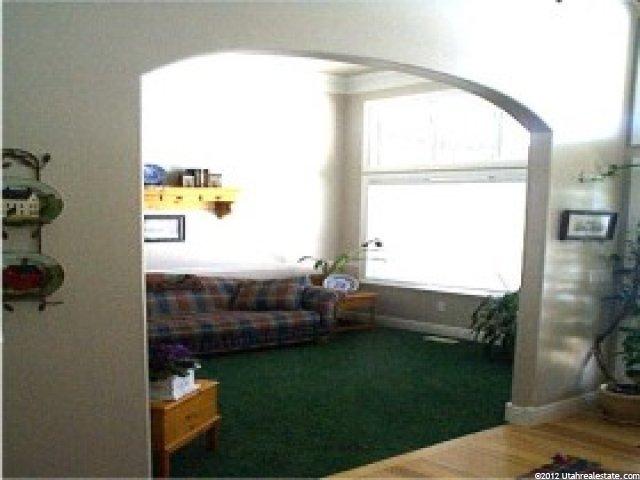 1464 Skyline Dr, Bountiful, UT 84010 — photo 2