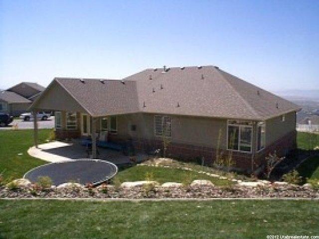 1464 Skyline Dr, Bountiful, UT 84010 — photo 3