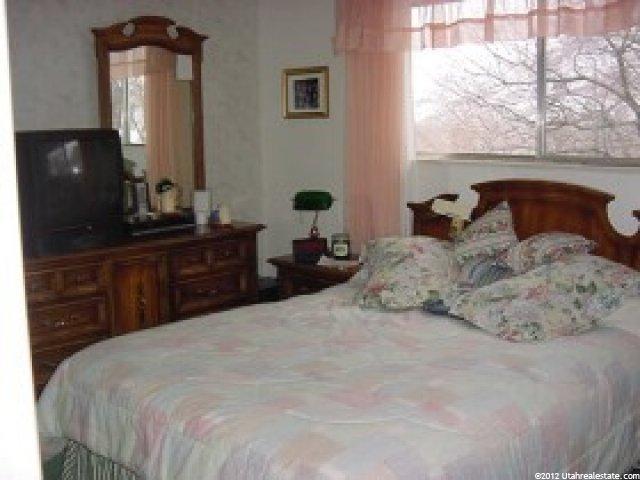 3070 N 2350 E, Layton, UT 84040 — photo 6