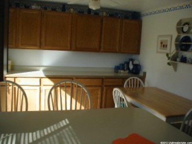 10128 Mount View Dr, Sandy, UT 84070 — photo 4