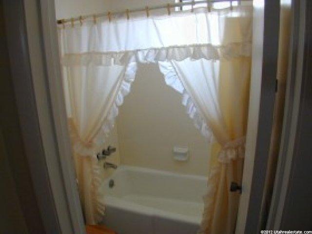 2093 Gyrfalcon Ln, Sandy, UT 84092 — photo 6