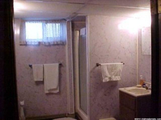 8482 Fayeway Dr, Sandy, UT 84094 — photo 4