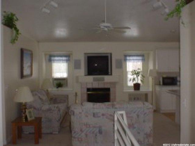 2401 Oak Ln, Layton, UT 84040 — photo 4