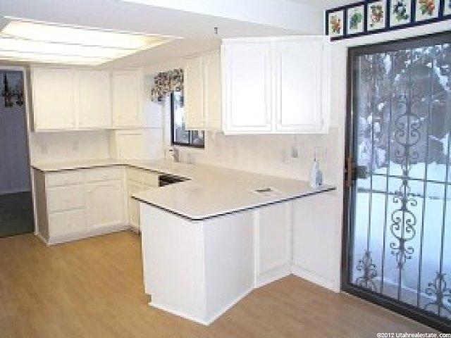 2921 Devon Dr, Bountiful, UT 84010 — photo 2