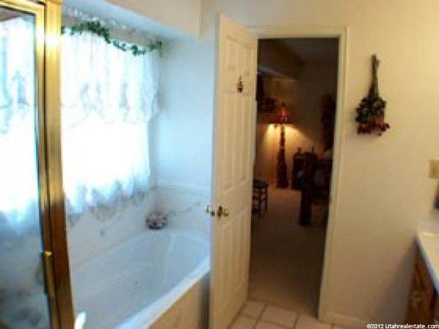 1985 N 1800 E, Layton, UT 84040 — photo 6