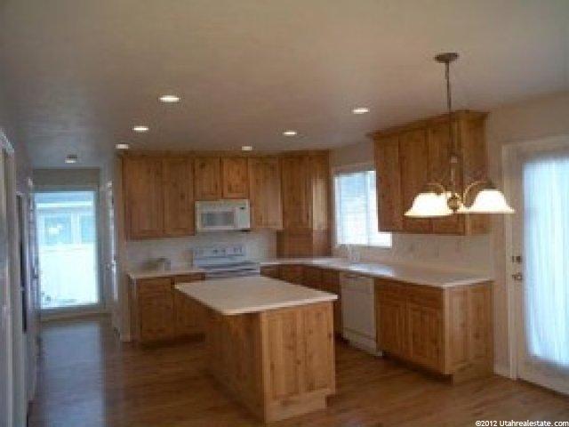 939 Edgefield Rd, Sandy, UT 84094 — photo 2
