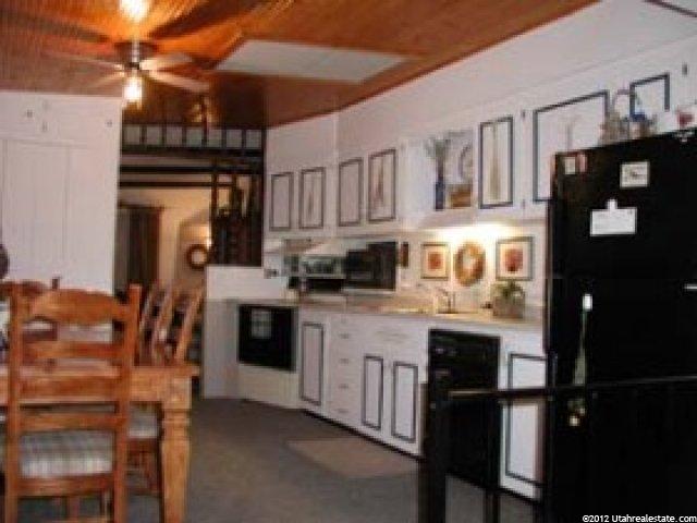 401 Princeton Dr, Midvale, UT 84047 — photo 3
