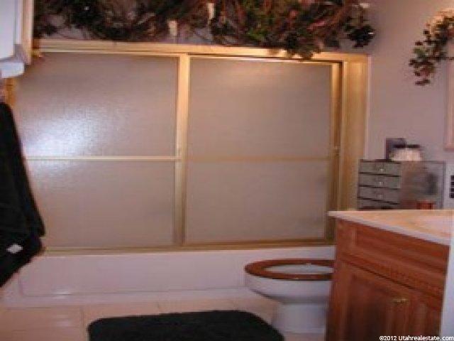 401 Princeton Dr, Midvale, UT 84047 — photo 4