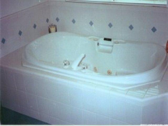 1767 E Beechwood Dr, Layton, UT 84040 — photo 5