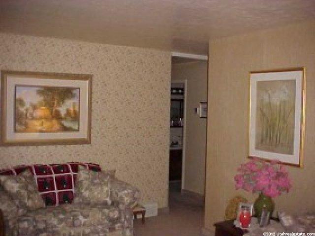2818 Gilbert Dr, Riverton, UT 84065 — photo 3