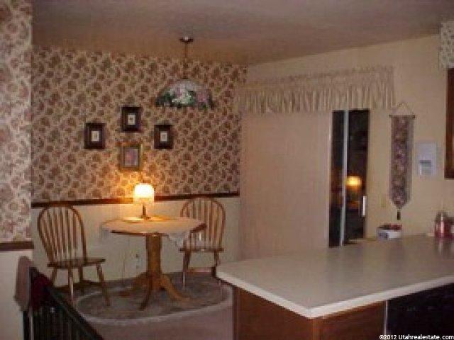 2818 Gilbert Dr, Riverton, UT 84065 — photo 5