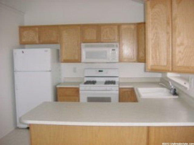 5621 S 4075 W, Roy, UT 84067 — photo 4