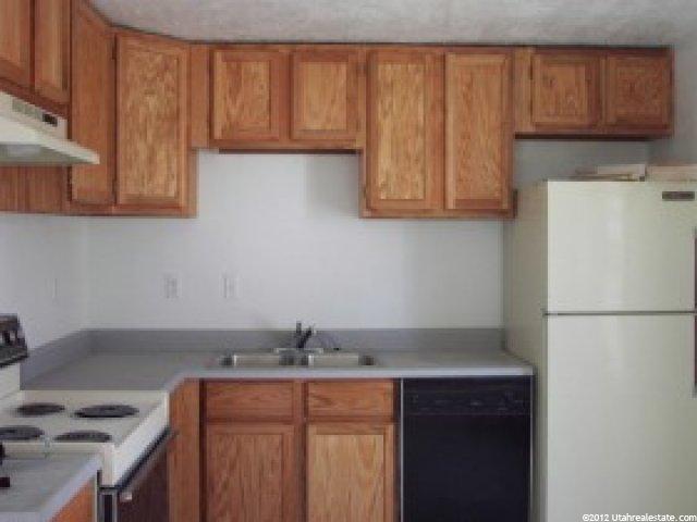 39 S 400 E, Clearfield, UT 84015 — photo 2