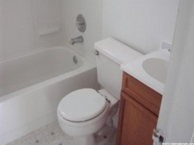 39 S 400 E, Clearfield, UT 84015 — photo 3