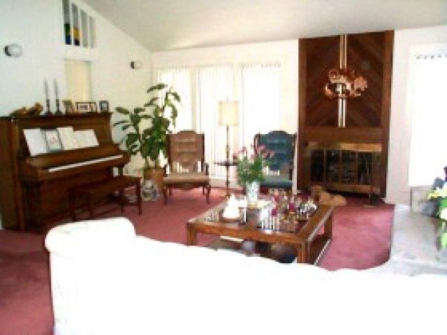 2025 Falcon Hill Dr, Sandy, UT 84092 — photo 4