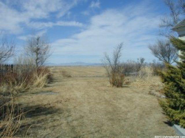 985 N Main St, Hinckley, UT 84635 — photo 2