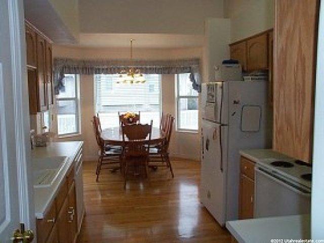 1564 N 200 W, Bountiful, UT 84010 — photo 2