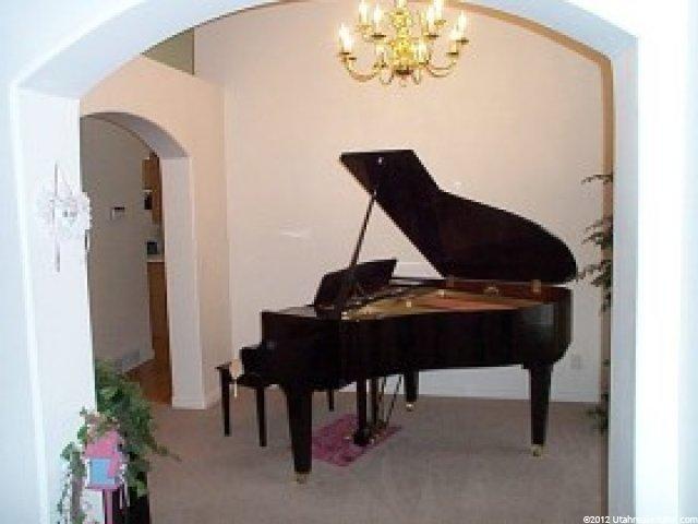 1564 N 200 W, Bountiful, UT 84010 — photo 5