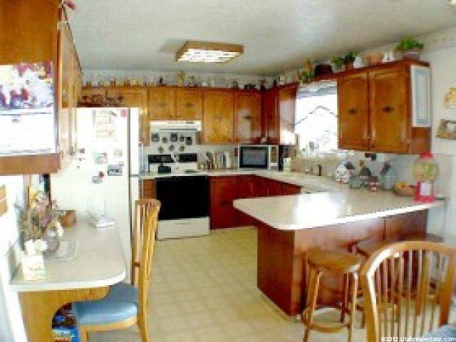 390 W 400 N, Hyrum, UT 84319 — photo 4