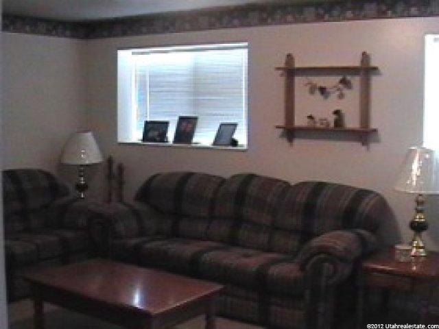 484 N Van Buren Ave, Ogden, UT 84404 — photo 2