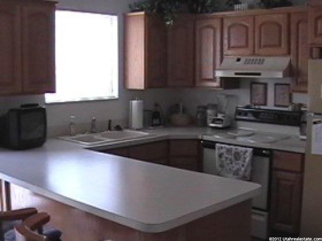 484 N Van Buren Ave, Ogden, UT 84404 — photo 3
