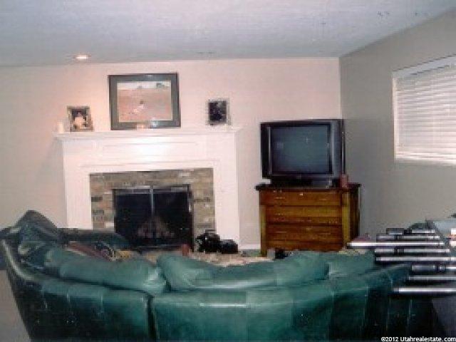 2363 Newcastle Dr, Sandy, UT 84093 — photo 5