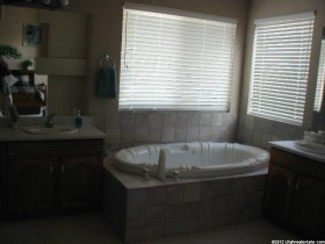 13331 Akagi Ln, Draper, UT 84020 — photo 6