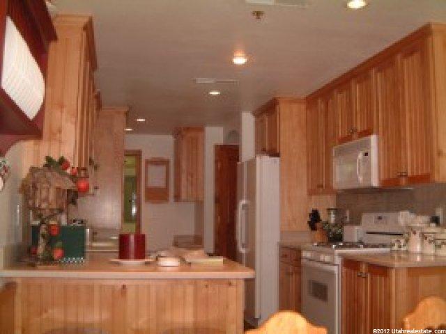 748 N Hotsprings Dr, Midway, UT 84049 — photo 2
