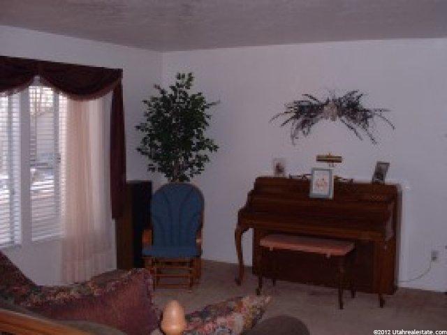 710 W 2350 N, West Bountiful, UT 84087 — photo 2