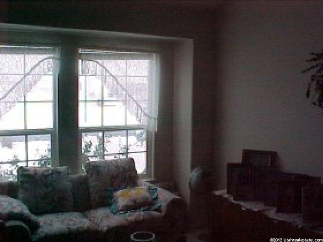685 E Abbottsford Ln, Sandy, UT 84094 — photo 3
