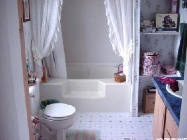 737 W 470 N, Logan, UT 84321 — photo 2