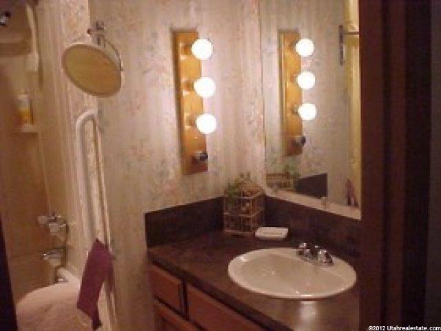 175 E 200 S, Castle Dale, UT 84513 — photo 7