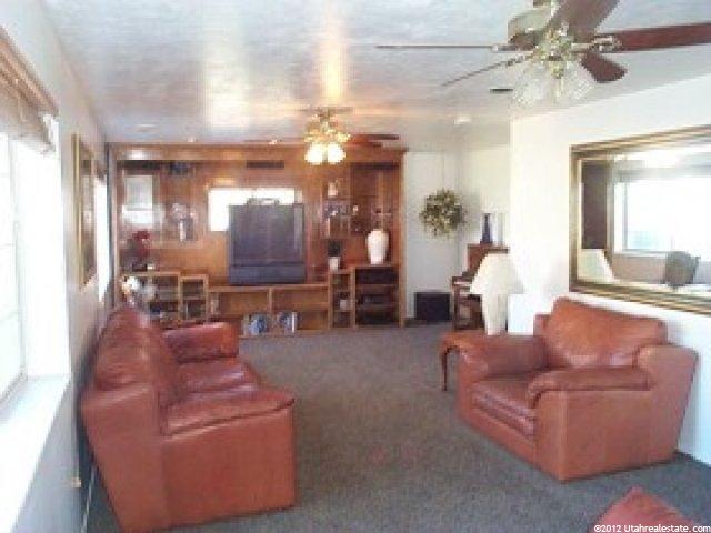 115 W Chase Ln, Centerville, UT 84014 — photo 4