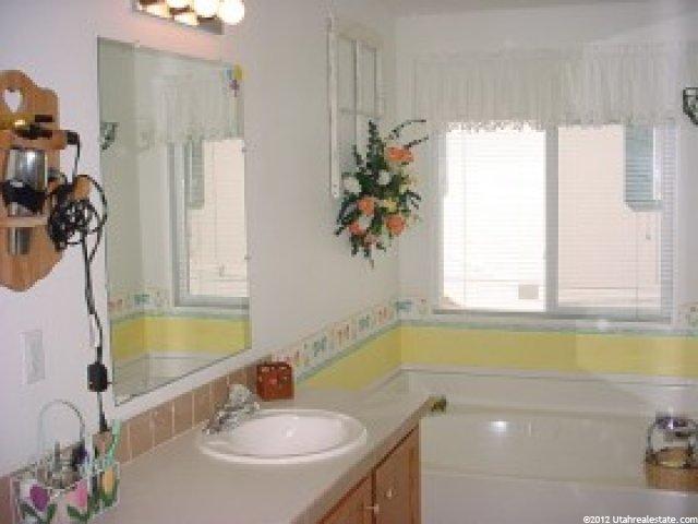 263 Mindella Way, Layton, UT 84041 — photo 4