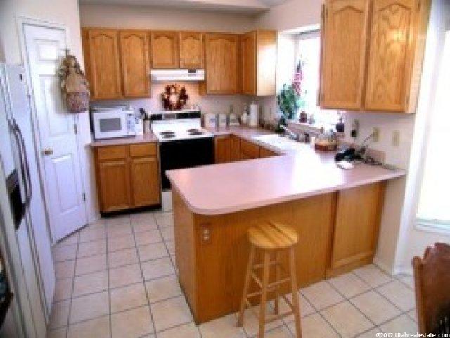 7906 S 965 E, Sandy, UT 84094 — photo 3