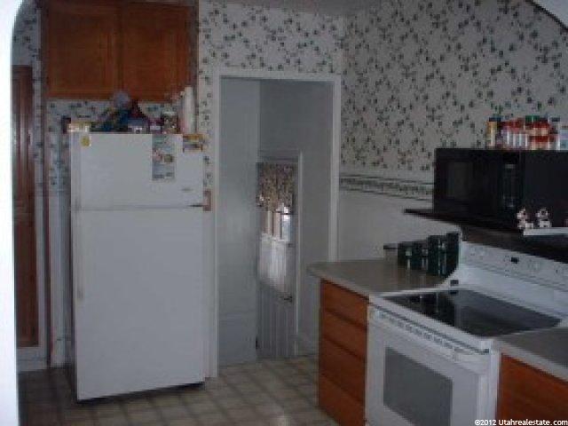 129 Colonial Ave, Layton, UT 84041 — photo 4