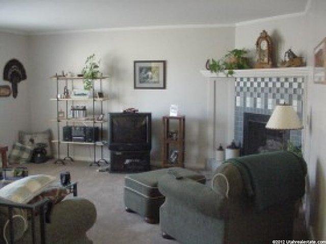 816 Scirlein Dr, Sandy, UT 84094 — photo 3
