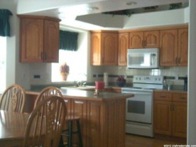 936 E 8560 S, Sandy, UT 84094 — photo 2