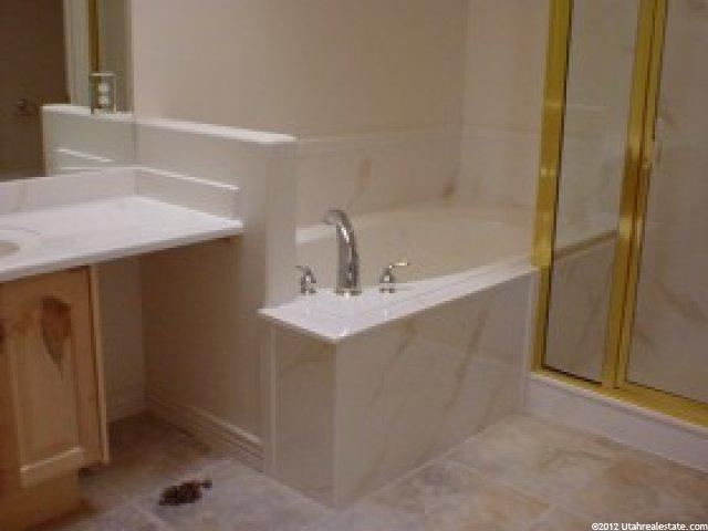 3669 N 2350 E, Layton, UT 84040 — photo 8