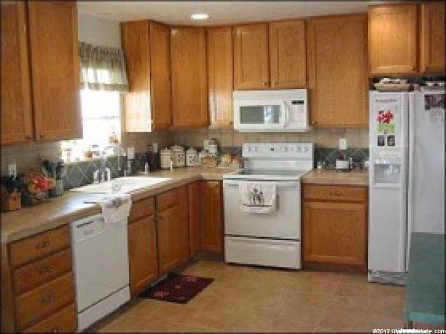 5248 S 3100 W, Roy, UT 84067 — photo 3