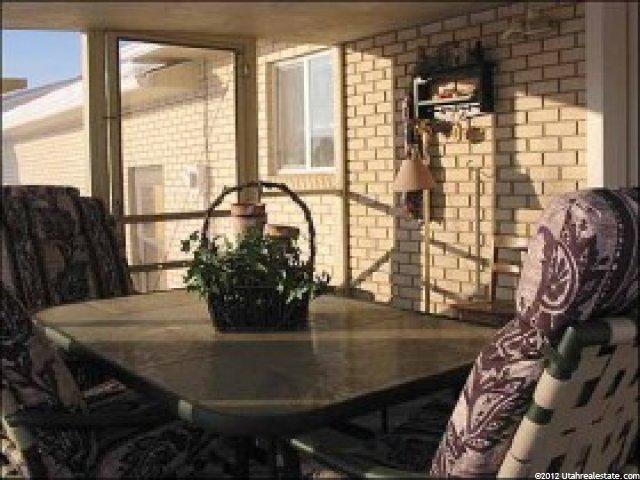 5248 S 3100 W, Roy, UT 84067 — photo 6