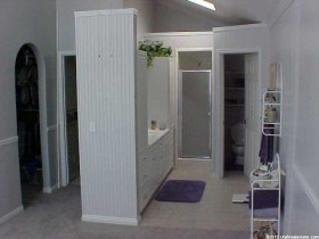 10249 S 2505 E, Sandy, UT 84092 — photo 6