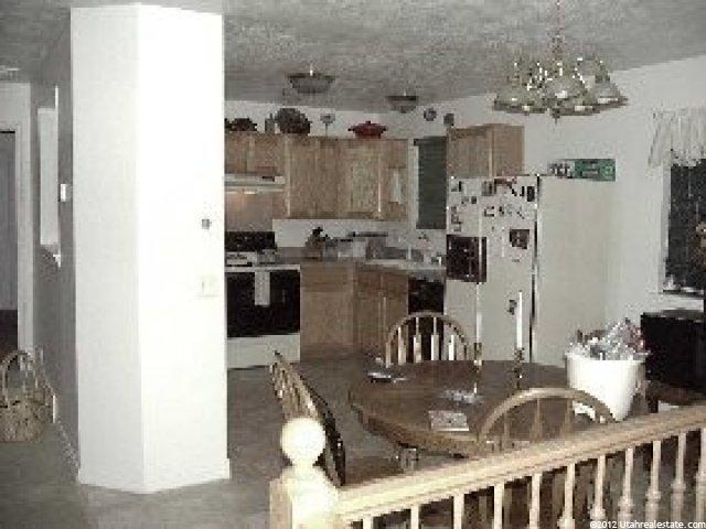 2069 N 750 W, Clinton, UT 84015 — photo 3