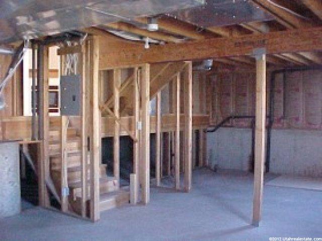 462 W 2300 N, Harrisville, UT 84414 — photo 6